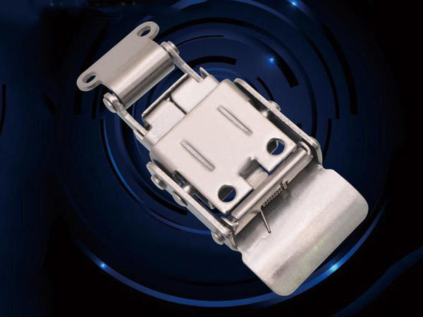 针扣与扳扣的区别